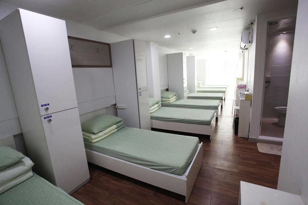 Namsan Gil Hotel Seoul Exterior photo